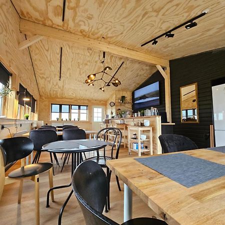 Riverfront Lodge Хелла Экстерьер фото