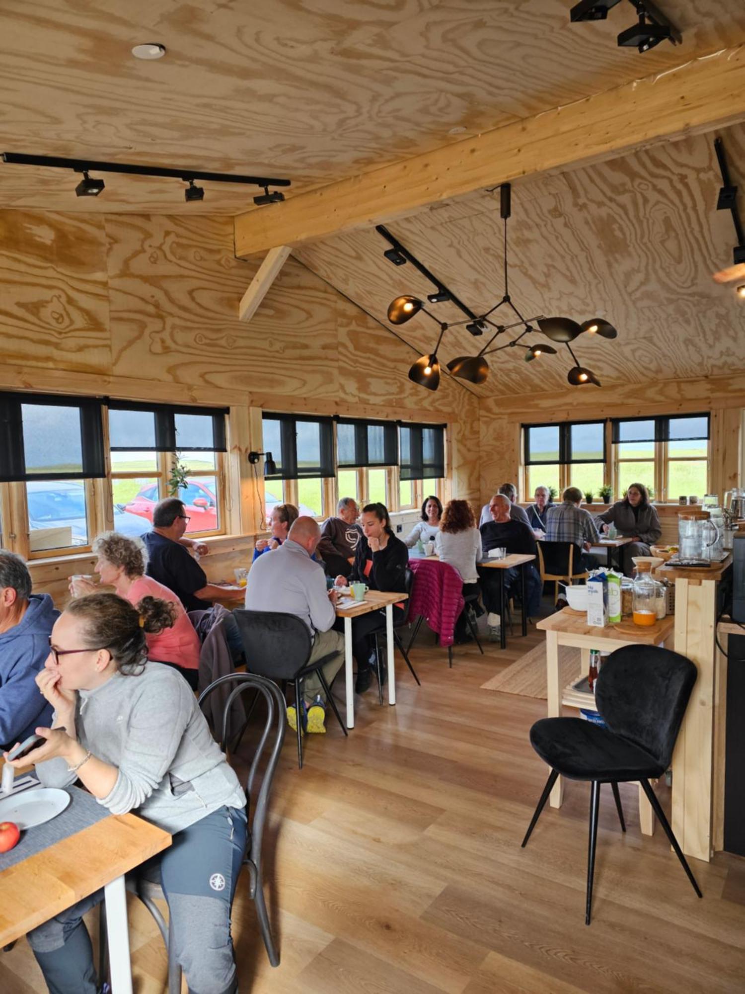 Riverfront Lodge Хелла Экстерьер фото